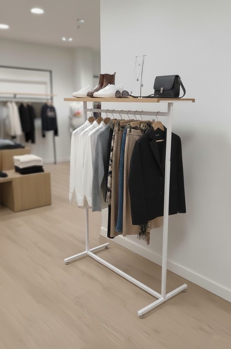 Kledingrek design verstelbaar wit met eiken legbord