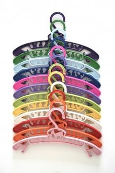 Hangers baby kunststof gekleurd