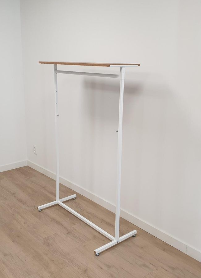 Kledingrek design 98 x 123-187cm verstelbaar wit met eiken legbord midden hoogte