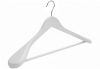 Kledinghanger hout 45 cm brede schouders en broeklat wit