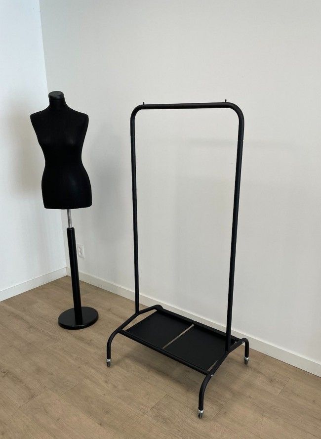 Kledingrek B70 x H154 x D55 zwart schoenen schap voorbeeld