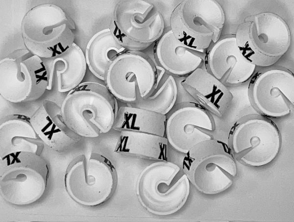 Maatdopje XL wit maataanduiding voor kledinghangers per 25 stuks
